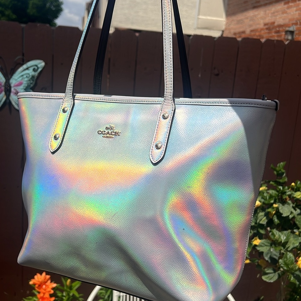 COACH Limited Edition Holographic Iridescent City Zip Tote RARE FIND 🌈🦄 - Picture 3 of 17
